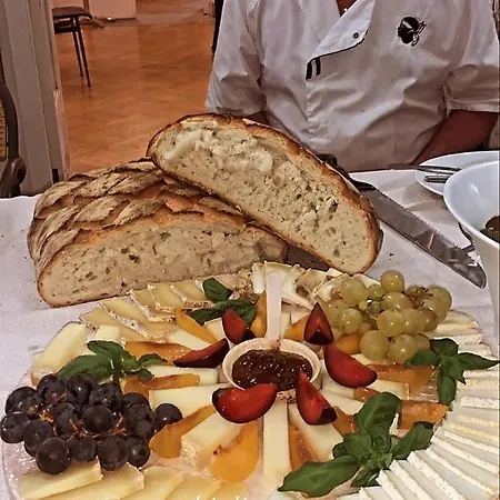 Casa Ib Peri